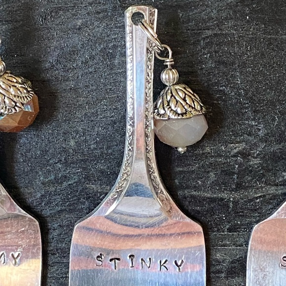 Handcrafted Cheese Forks Puritan Silverplate Set of 4 Sharp Creamy Stinky Smokey - Picture 5 of 9